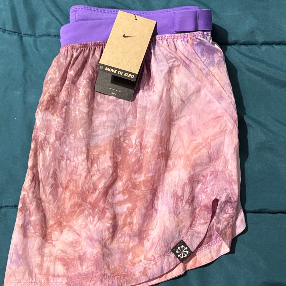 Nike Repel Trail Pink and Purple Active Shorts - Picture 2 of 8
